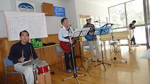 2013_4_14_guiter_concert_4.JPG